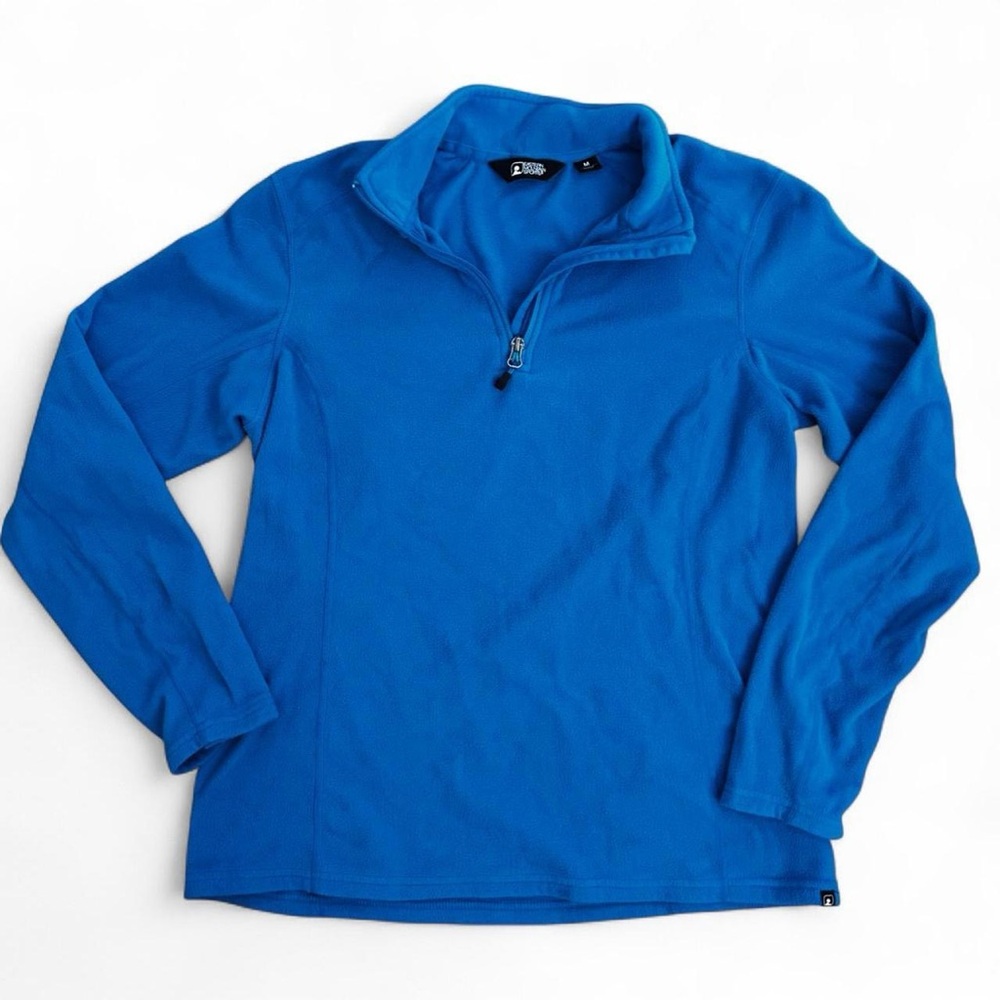Eastern Mountain Sports woman’s soft and warm blue quarter zip Polartec fleece